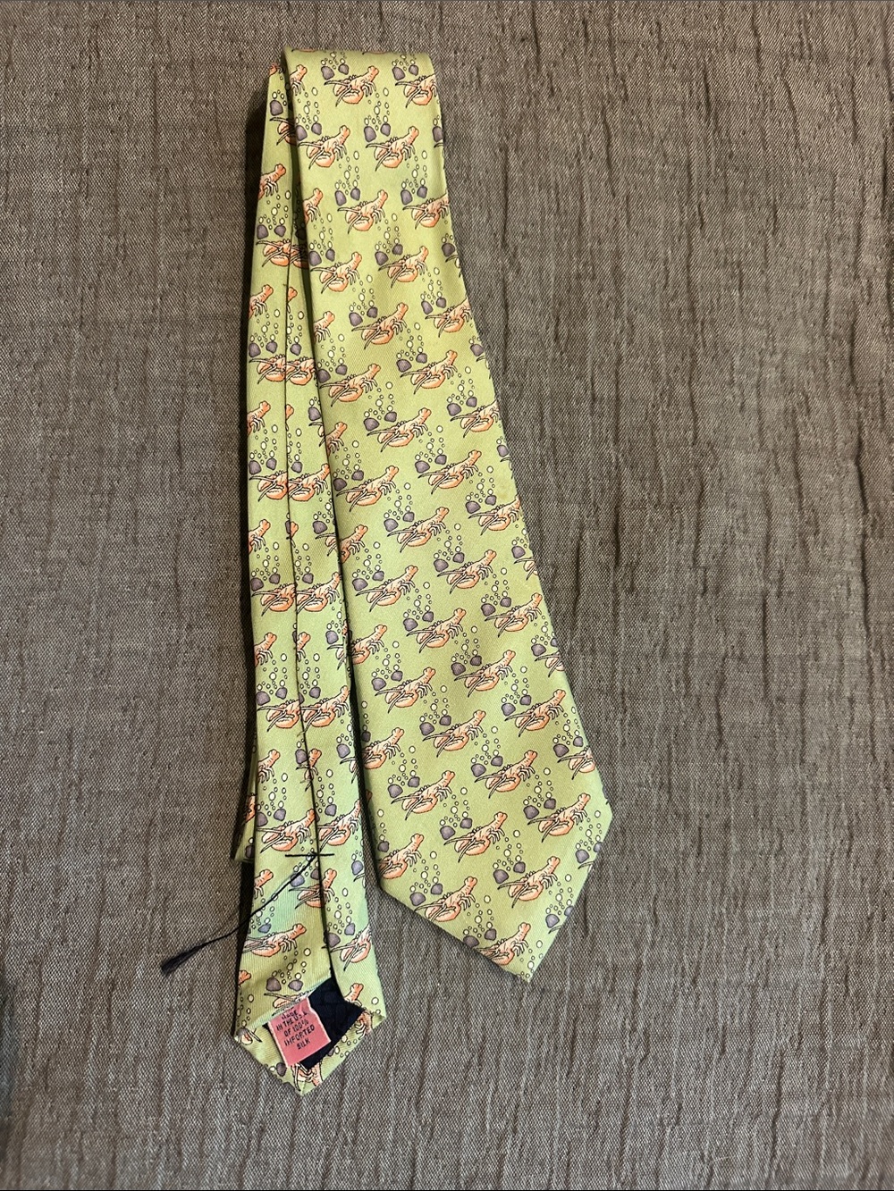 Vineyard Vines Light Green Novelty Fish Print Silk Tie